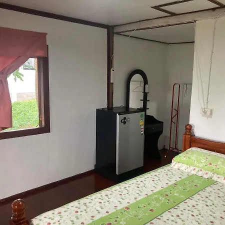 Easy Life Bungalows Haad Yao Exterior photo