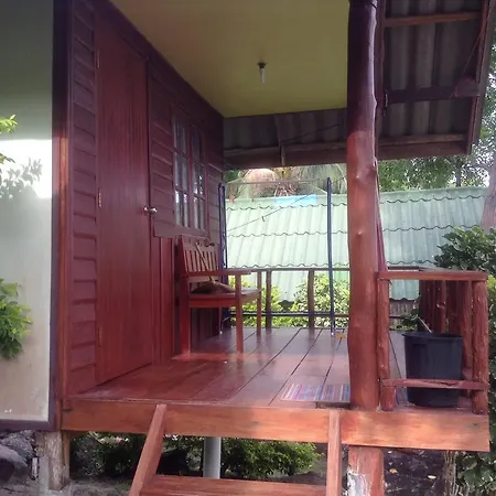 Easy Life Bungalows Haad Yao Exterior photo